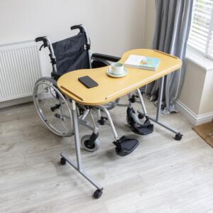 Kantelbare Bed / Stoel tafel (verstelbaar) Kantelbare Bed / Stoel tafel (verstelbaar)